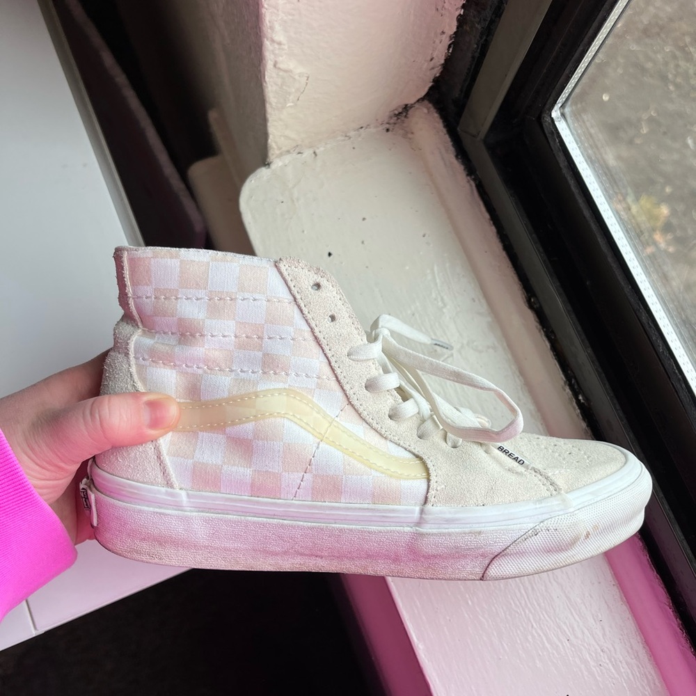 Vans Women's Sneakers in checkered Cream and White